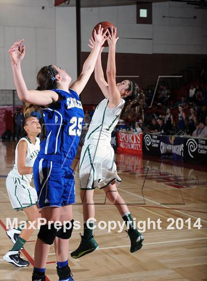 Thumbnail 1 in Santa Barbara vs. Santa Margarita (CIF SoCal Regional D3 Final) photogallery.