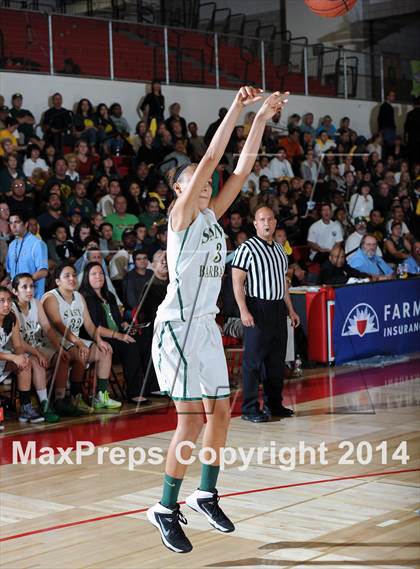 Thumbnail 3 in Santa Barbara vs. Santa Margarita (CIF SoCal Regional D3 Final) photogallery.