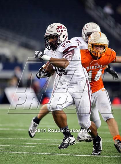 Thumbnail 1 in Mineola vs. Cameron Yoe (UIL 3A Division 1 Final) photogallery.