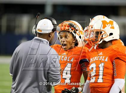 Thumbnail 3 in Mineola vs. Cameron Yoe (UIL 3A Division 1 Final) photogallery.