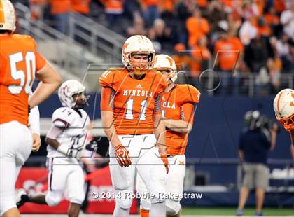 Thumbnail 3 in Mineola vs. Cameron Yoe (UIL 3A Division 1 Final) photogallery.