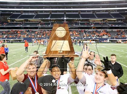 Thumbnail 2 in Mineola vs. Cameron Yoe (UIL 3A Division 1 Final) photogallery.