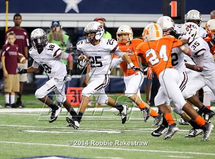 Thumbnail 3 in Mineola vs. Cameron Yoe (UIL 3A Division 1 Final) photogallery.