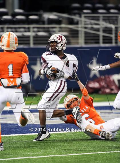Thumbnail 2 in Mineola vs. Cameron Yoe (UIL 3A Division 1 Final) photogallery.