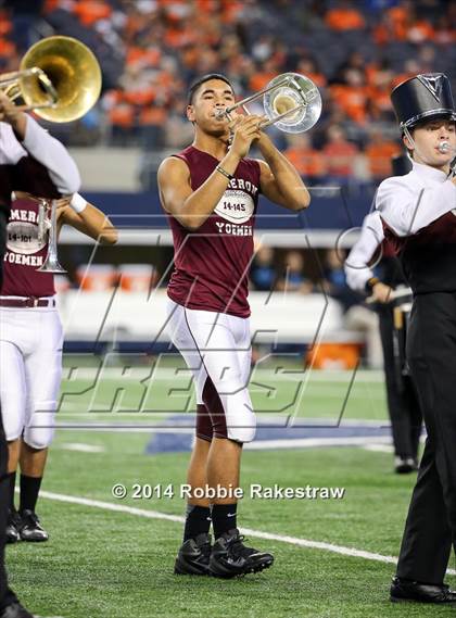 Thumbnail 1 in Mineola vs. Cameron Yoe (UIL 3A Division 1 Final) photogallery.
