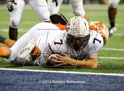 Thumbnail 1 in Mineola vs. Cameron Yoe (UIL 3A Division 1 Final) photogallery.