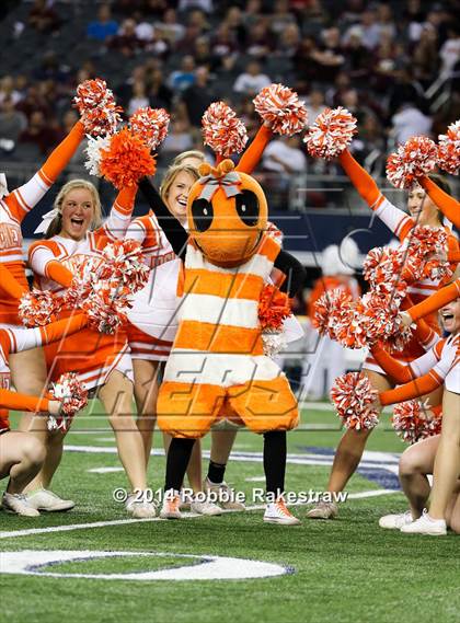 Thumbnail 1 in Mineola vs. Cameron Yoe (UIL 3A Division 1 Final) photogallery.