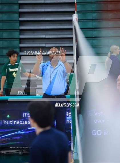 Thumbnail 2 in Royal vs Moorpark photogallery.
