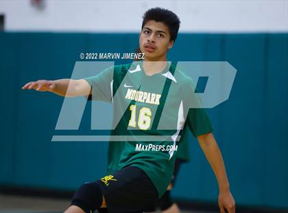 Thumbnail 3 in Royal vs Moorpark photogallery.