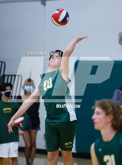Thumbnail 3 in Royal vs Moorpark photogallery.