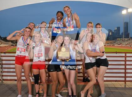 Thumbnail 1 in UIL 3A Track and Field Finals (Awards) photogallery.