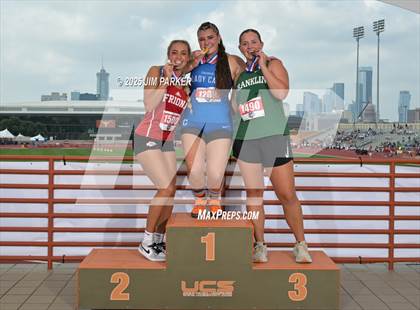 Thumbnail 1 in UIL 3A Track and Field Finals (Awards) photogallery.