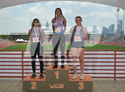 Thumbnail 3 in UIL 3A Track and Field Finals (Awards) photogallery.