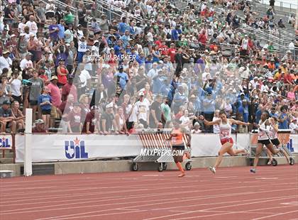 Thumbnail 1 in UIL 3A Track and Field Finals (Awards) photogallery.