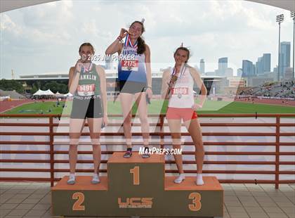 Thumbnail 3 in UIL 3A Track and Field Finals (Awards) photogallery.