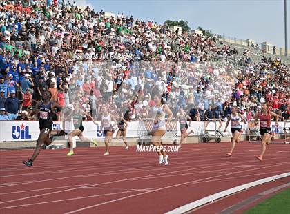 Thumbnail 1 in UIL 3A Track and Field Finals (Awards) photogallery.