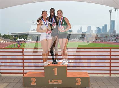 Thumbnail 3 in UIL 3A Track and Field Finals (Awards) photogallery.