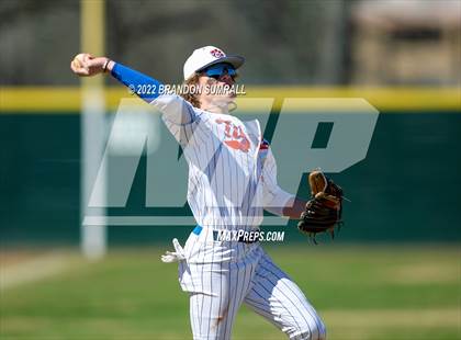 Thumbnail 2 in Charles Henderson @ Chilton County photogallery.