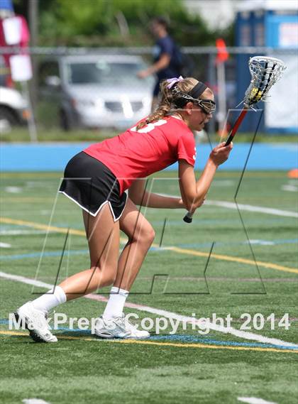 Thumbnail 3 in Wilton vs New Canaan (CIAC Class M Final) photogallery.