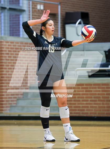 Thumbnail 3 in Anna vs Royse City (Raising Cane's Volleyball Showcase) photogallery.
