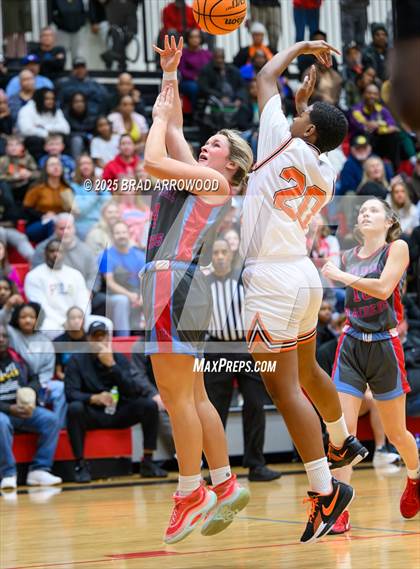 Thumbnail 1 in North Iredell vs Rocky River (North Iredell Holiday Classic) photogallery.