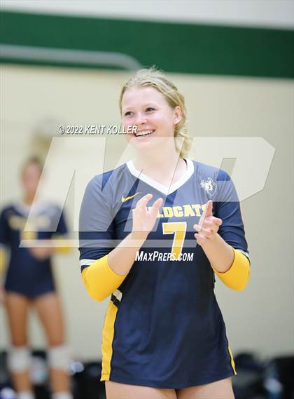 Thumbnail 2 in Oxford vs. Rochester photogallery.