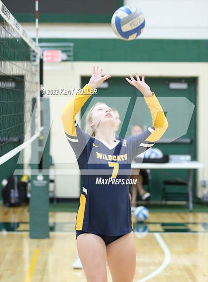 Thumbnail 3 in Oxford vs. Rochester photogallery.