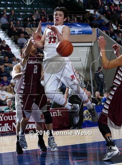Thumbnail 1 in Moriah vs. Oriskany (NYSPHSAA Class D Final) photogallery.