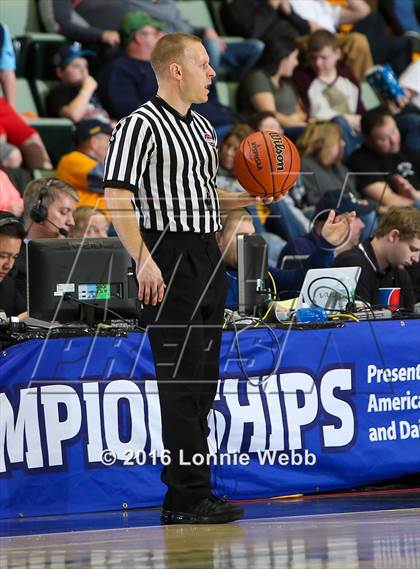 Thumbnail 1 in Moriah vs. Oriskany (NYSPHSAA Class D Final) photogallery.