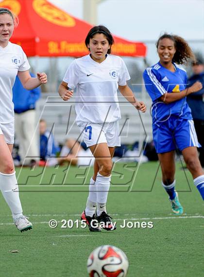 Thumbnail 3 in Benicia vs Terra Linda (Cal Spring Classic) photogallery.