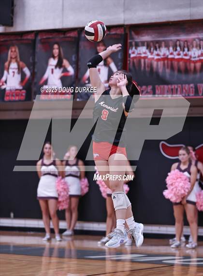 Thumbnail 1 in Stratford @ Memorial photogallery.