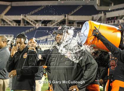 Thumbnail 1 in Raines vs. Booker T. Washington (FHSAA Class 4A Final) photogallery.