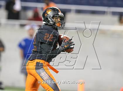 Thumbnail 1 in Raines vs. Booker T. Washington (FHSAA Class 4A Final) photogallery.