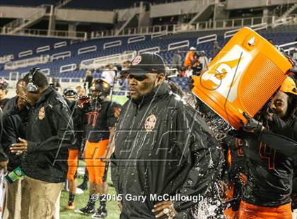 Thumbnail 1 in Raines vs. Booker T. Washington (FHSAA Class 4A Final) photogallery.
