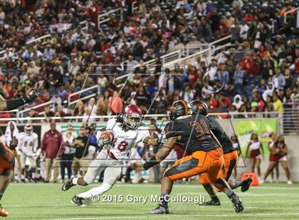 Thumbnail 2 in Raines vs. Booker T. Washington (FHSAA Class 4A Final) photogallery.