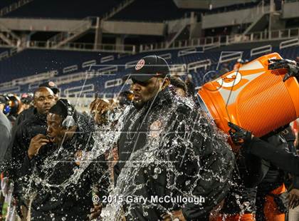 Thumbnail 3 in Raines vs. Booker T. Washington (FHSAA Class 4A Final) photogallery.