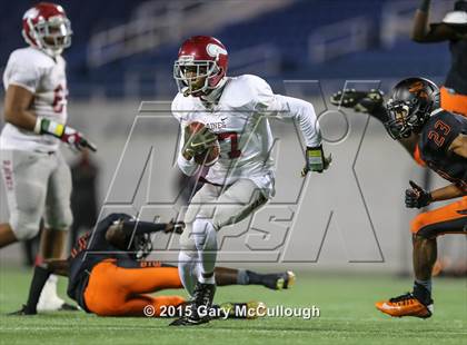 Thumbnail 3 in Raines vs. Booker T. Washington (FHSAA Class 4A Final) photogallery.
