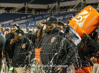 Thumbnail 2 in Raines vs. Booker T. Washington (FHSAA Class 4A Final) photogallery.