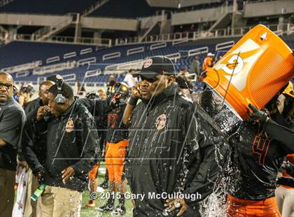 Thumbnail 3 in Raines vs. Booker T. Washington (FHSAA Class 4A Final) photogallery.