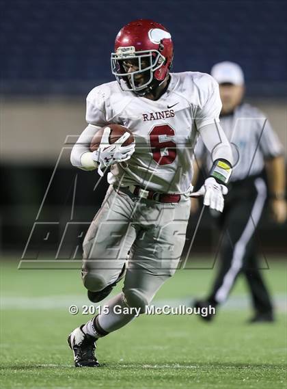 Thumbnail 2 in Raines vs. Booker T. Washington (FHSAA Class 4A Final) photogallery.