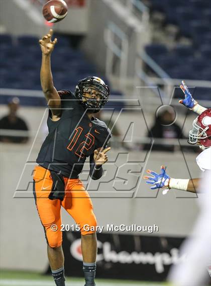 Thumbnail 3 in Raines vs. Booker T. Washington (FHSAA Class 4A Final) photogallery.