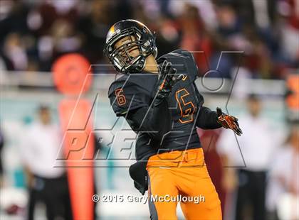 Thumbnail 3 in Raines vs. Booker T. Washington (FHSAA Class 4A Final) photogallery.