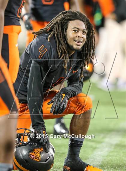 Thumbnail 1 in Raines vs. Booker T. Washington (FHSAA Class 4A Final) photogallery.