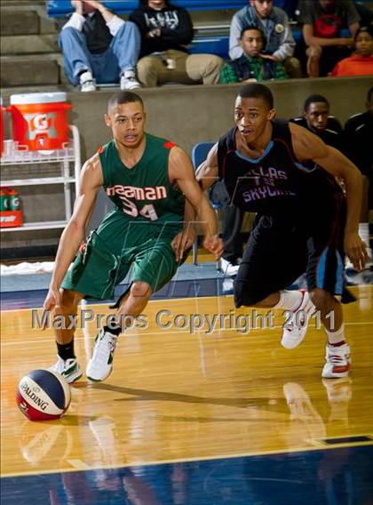 Thumbnail 3 in Naaman Forest vs. Skyline (Avery WinterHeat Showcase) photogallery.