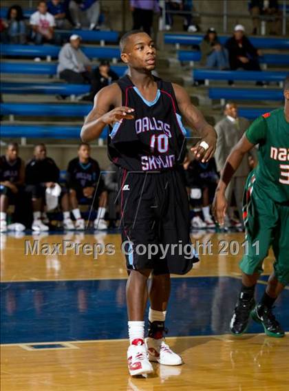 Thumbnail 3 in Naaman Forest vs. Skyline (Avery WinterHeat Showcase) photogallery.