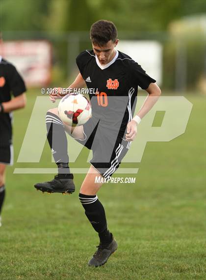 Thumbnail 3 in Marlington vs. Carrollton photogallery.