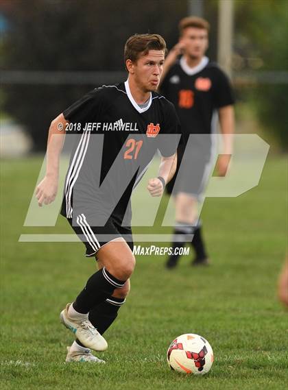 Thumbnail 2 in Marlington vs. Carrollton photogallery.
