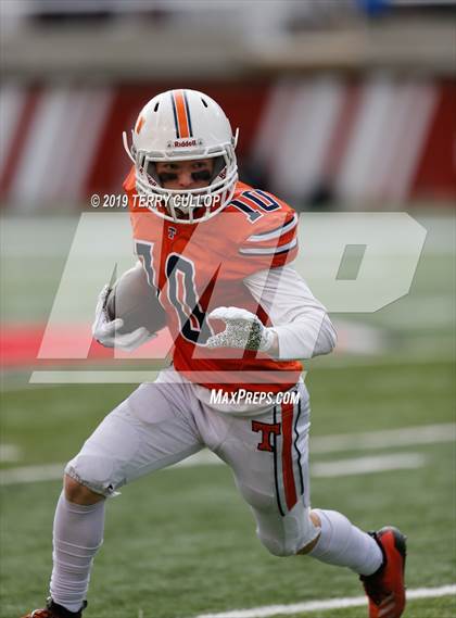 Thumbnail 3 in Lehi vs. Timpview (UHSAA 5A Semifinal) photogallery.