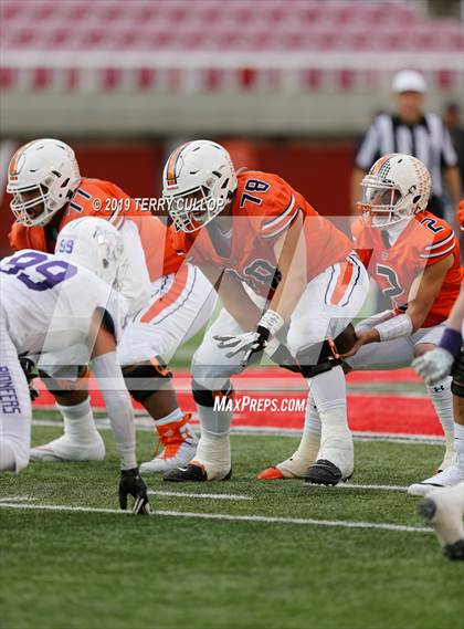 Thumbnail 1 in Lehi vs. Timpview (UHSAA 5A Semifinal) photogallery.