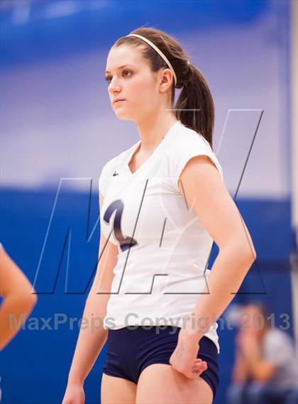 Thumbnail 1 in Columbine @ Regis Jesuit (Titan Classic) photogallery.